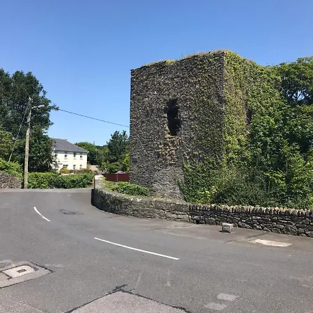 Geoghegans Magpie Bar And * Glin