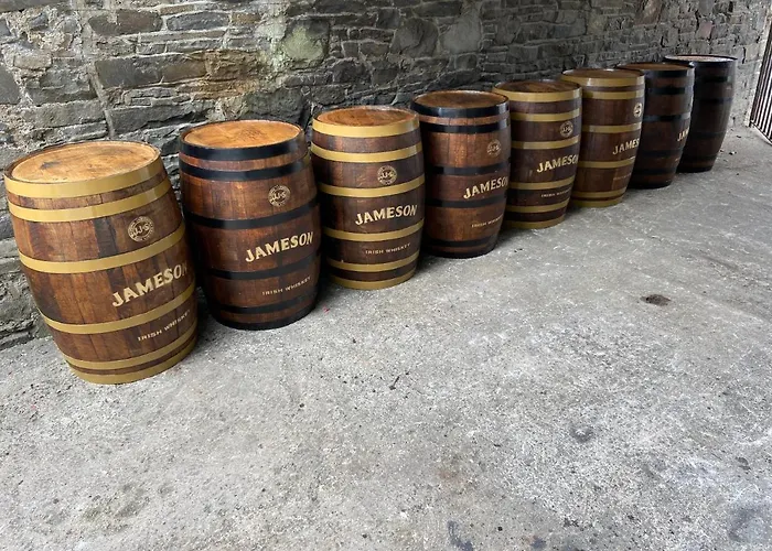 Bed & Breakfast Geoghegans Magpie Bar And *