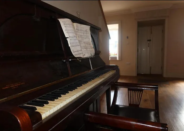 Geoghegans Magpie Bar And